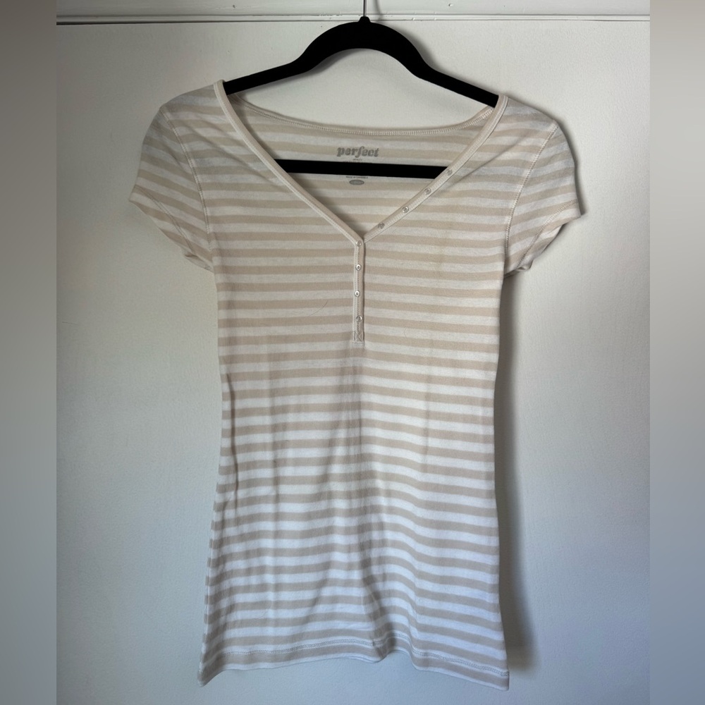 Old Navy Perfect Henley T-Shirt